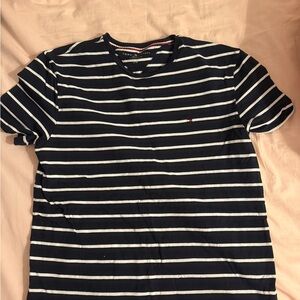 Tommy Hilfiger Men's Navy and White Striped Tee